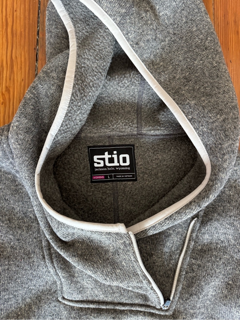 Stio Women's Heather Gray Hooded Pullover Sweater - Picture 3 of 3